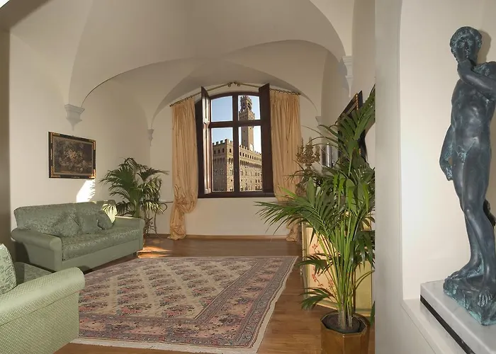Michelangiolo Penthouse Апартаменты *